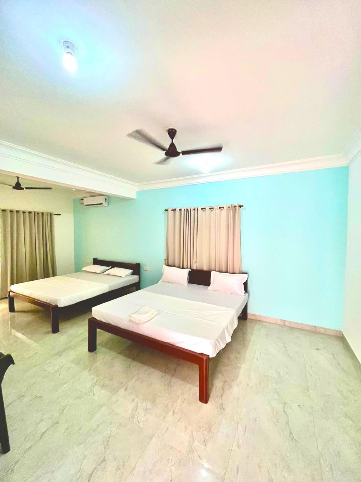 Hotel Ocean'S Edge By Vincen Calangute Esterno foto